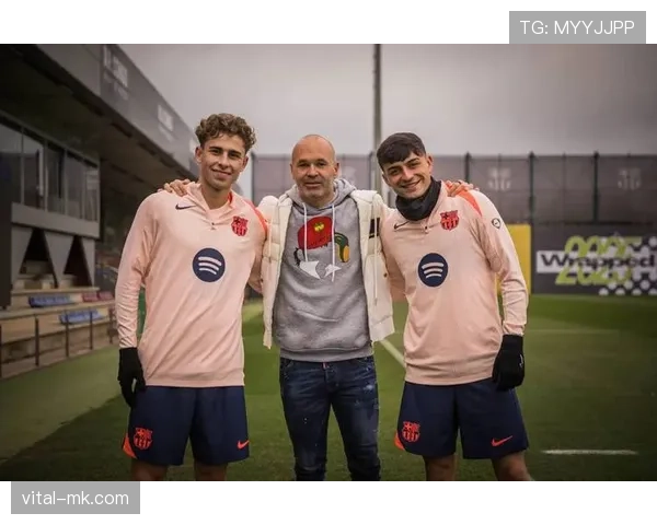 佩德里与伊涅斯塔比较