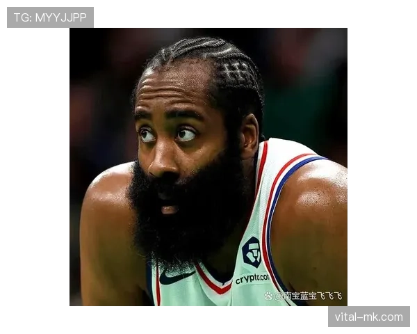 哈登居然又换了新发型，感觉可以直接去拍时尚大片了吧？